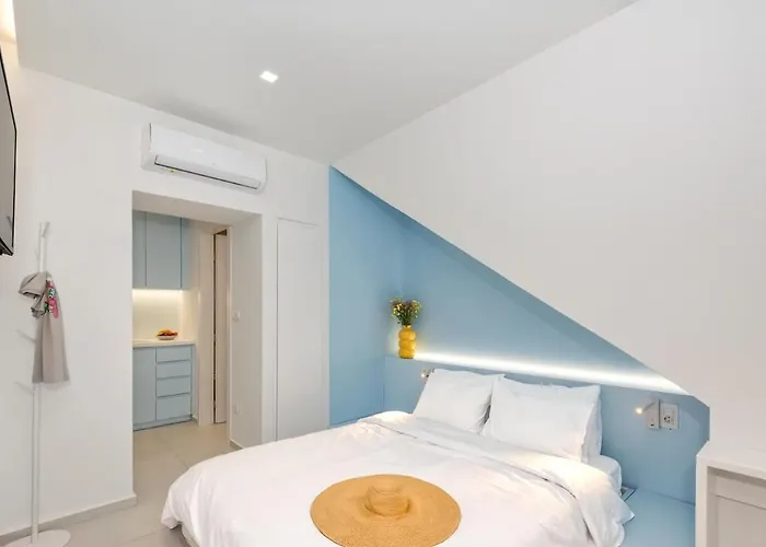 Апартаменты αthena 3 *