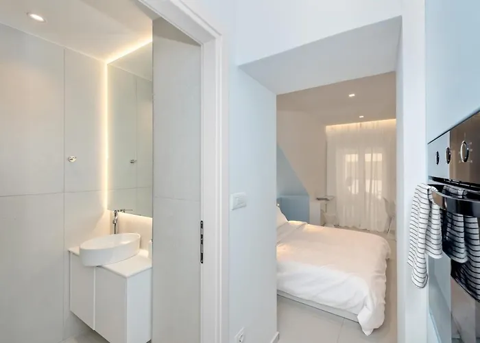 Апартаменты αthena 3 *